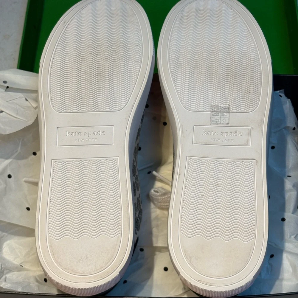 Kate Spade Floral Black and White Sneakers Erin Spade Flwr flower - Picture 8 of 9